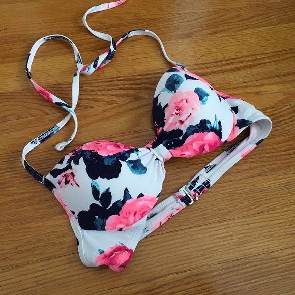Floral bikini top
